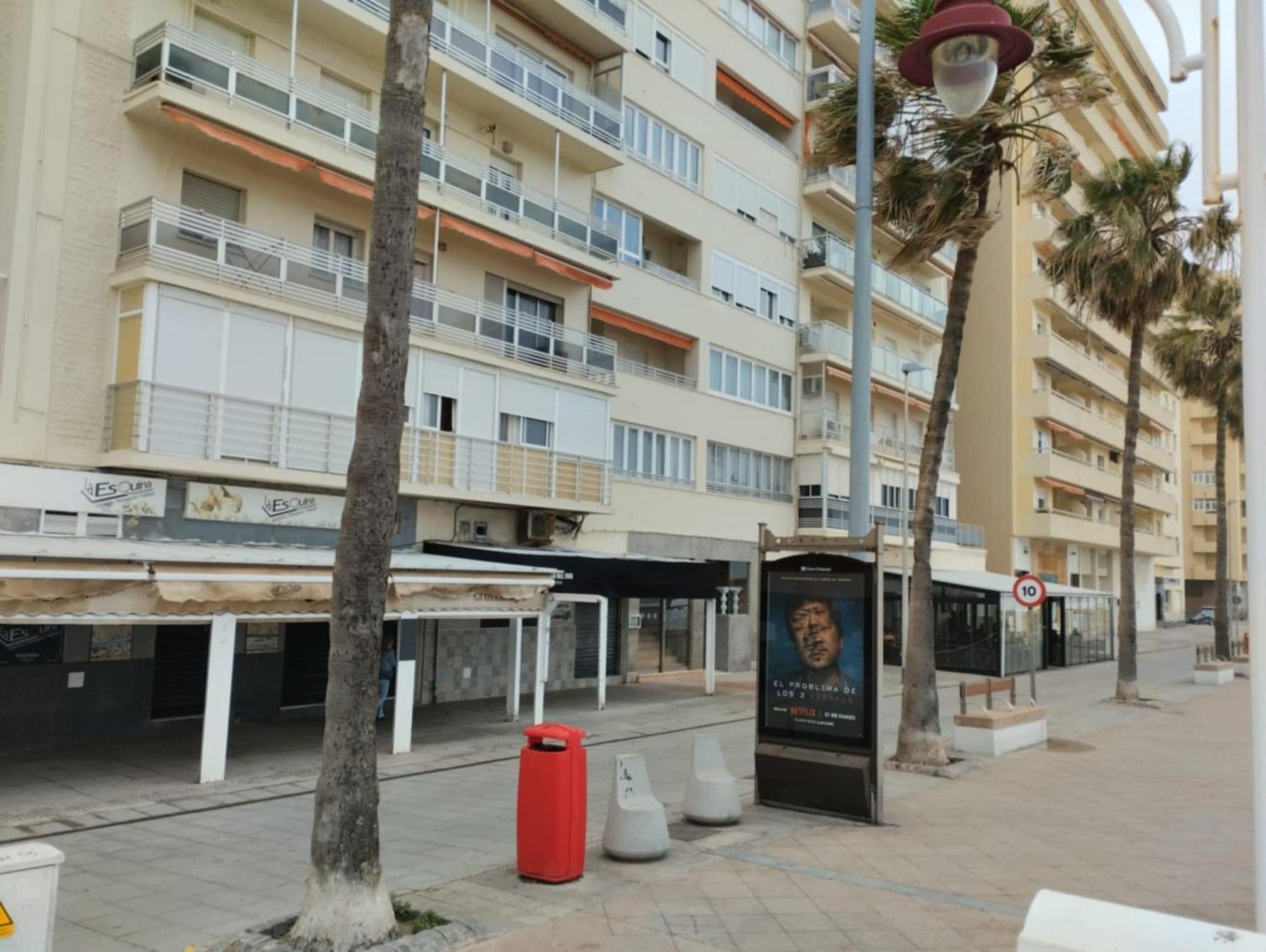 Candari Playa En * Cádiz